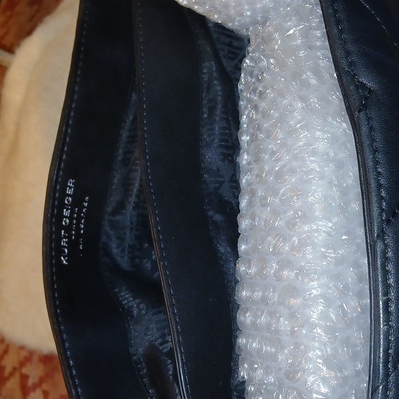 Kurt Geiger Elegant Black Quilted Handbag - Picture 10 of 12
